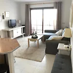 Lägenhet Windsor Park 2 Bedrooms