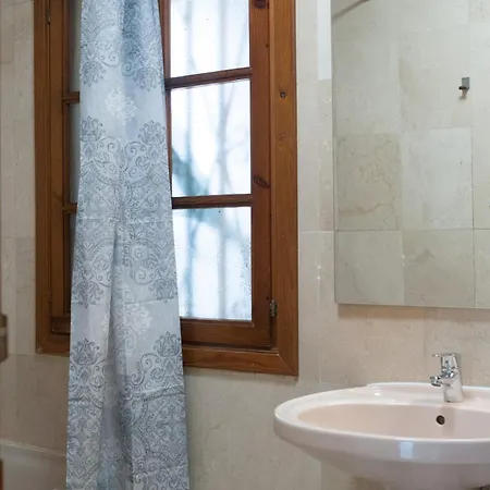 Windsor Park 2 Bedrooms Costa Adeje (Tenerife)