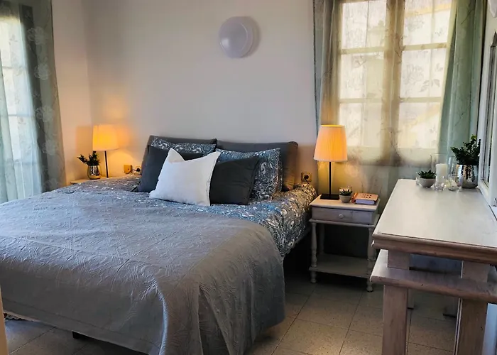 Windsor Park 2 Bedrooms * Costa Adeje (Tenerife)